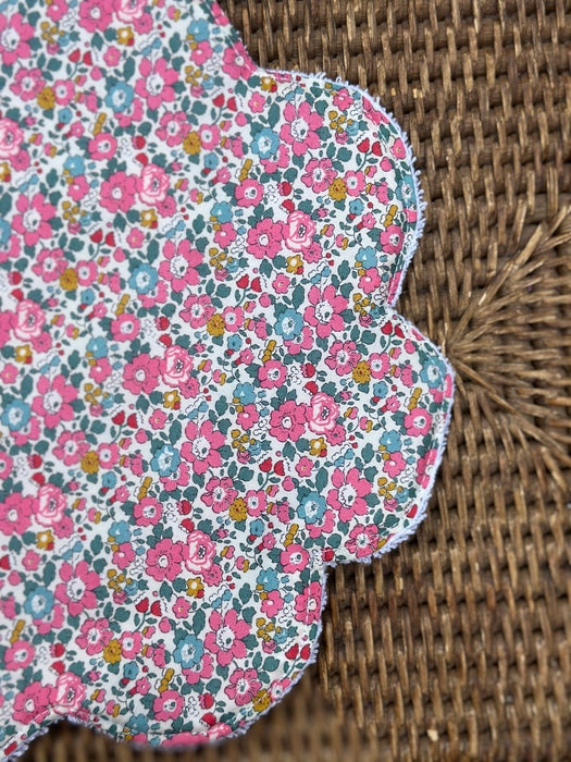 ‘Betsy Ann’ Liberty Bib