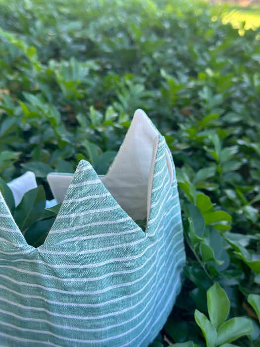 Green Stripe Crown