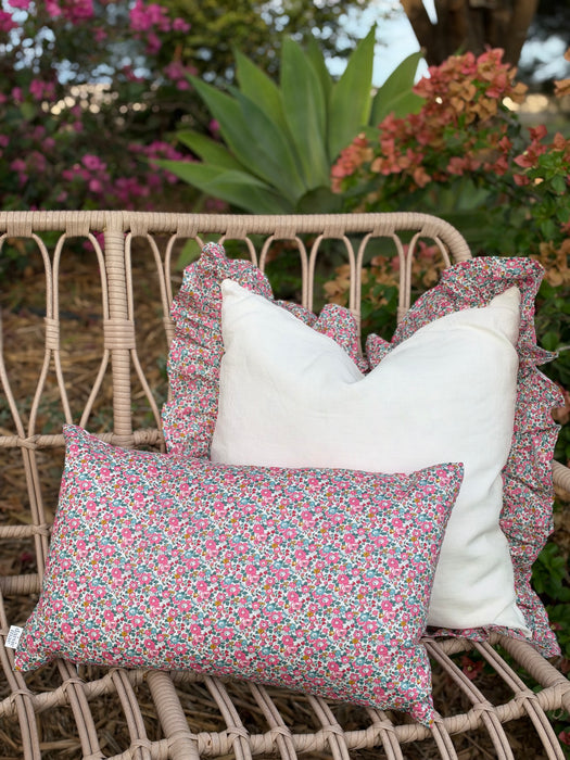 Betsy Ann w/ Cream ruffled cushion *made & ready to go*