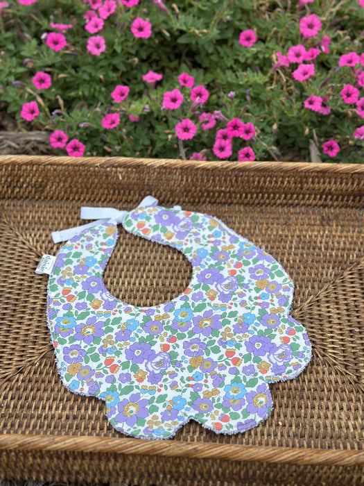 ‘Betsy R’ Liberty Bib