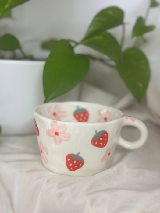 Strawberries & Cream Teacup