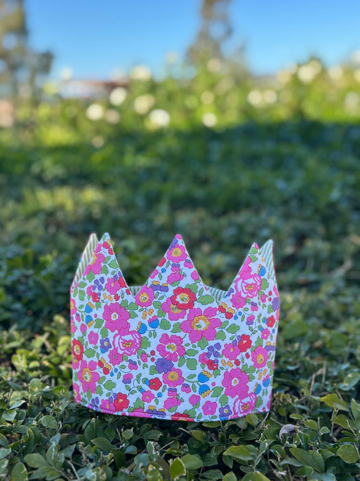 Betsy & Green Stripe Crown