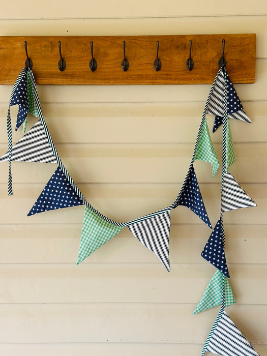Blue & Green Should Be Seen!bunting