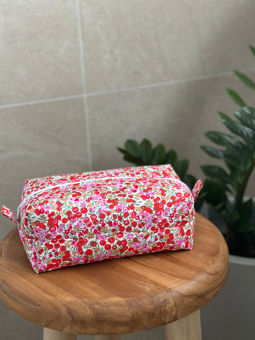 Wiltshire Star + Beige Gingham Bag