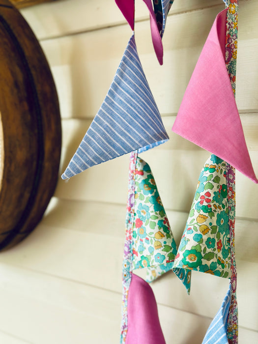 ‘Primrose’ Bunting