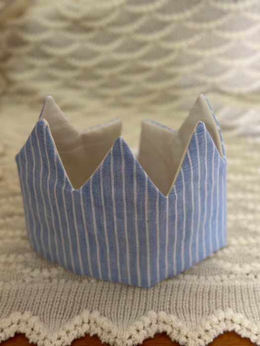 Cream Stripe Crown