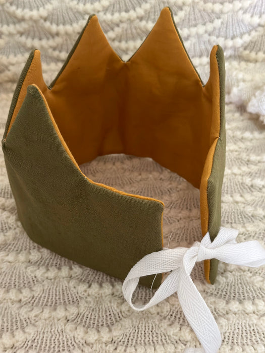 Olive Mustard Crown