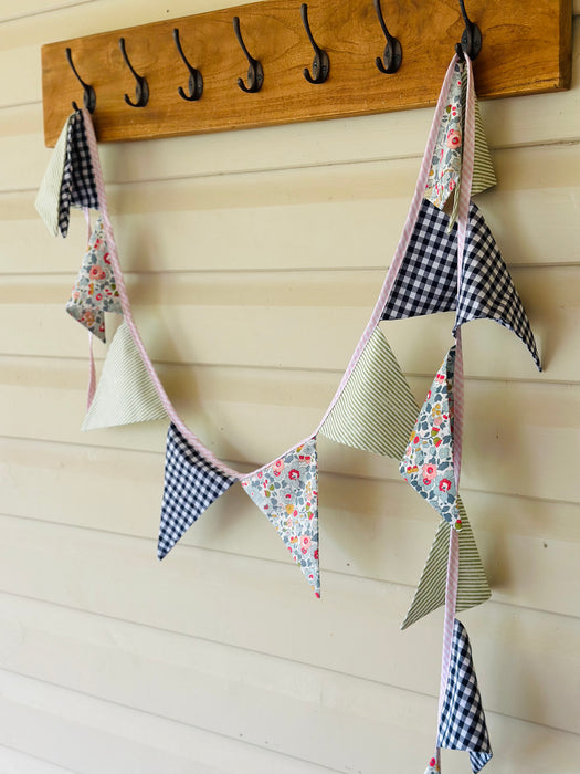 Betsy Blue bunting