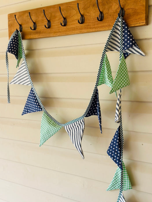 Blue & Green Should Be Seen!bunting