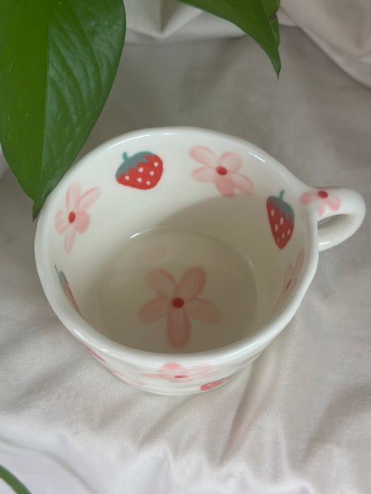 Strawberries & Cream Teacup