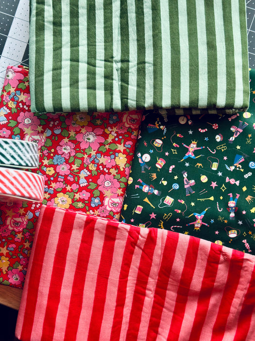 “Design-Your-Own” Christmas Bunting