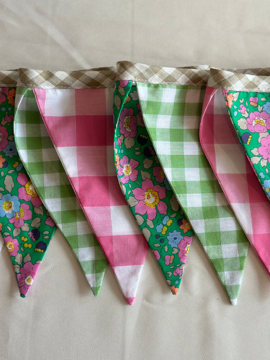 ‘Rosie’ Bunting