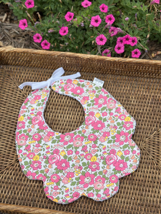 ‘Betsy U’ Liberty Bib