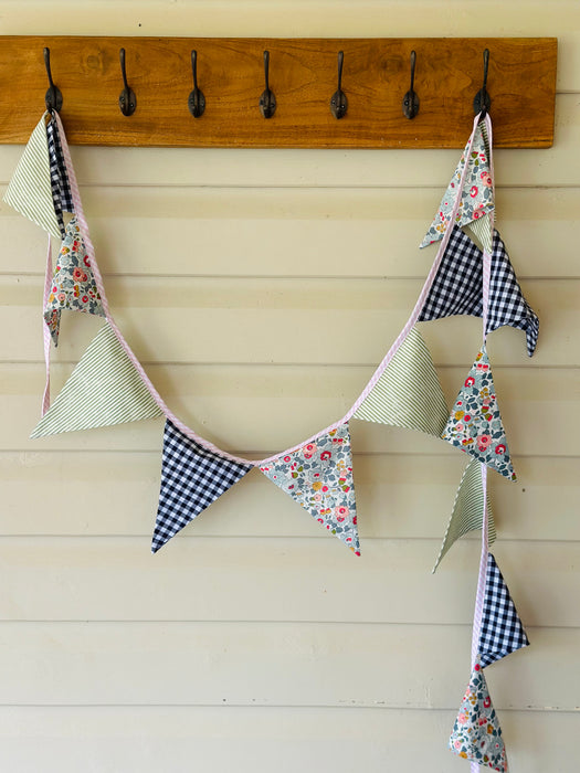 Betsy Blue bunting