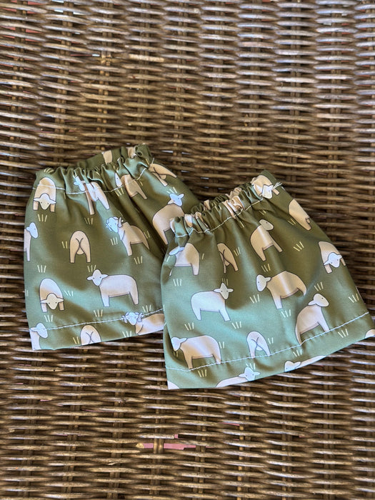 Kids Green Sheep Sock Guards