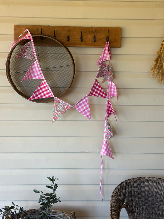 ‘The Betsys’ Bunting