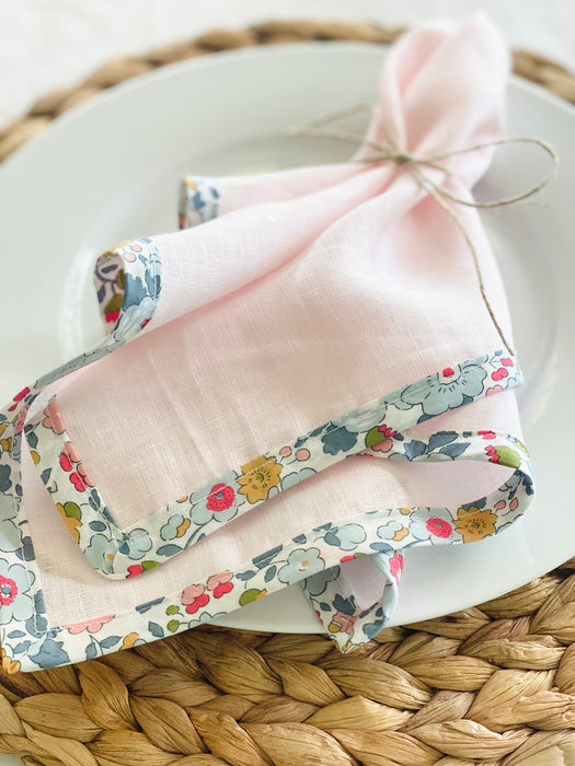 "Betsy Pink" Napkins (set of 4)